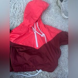 NIKE WINDBREAKER